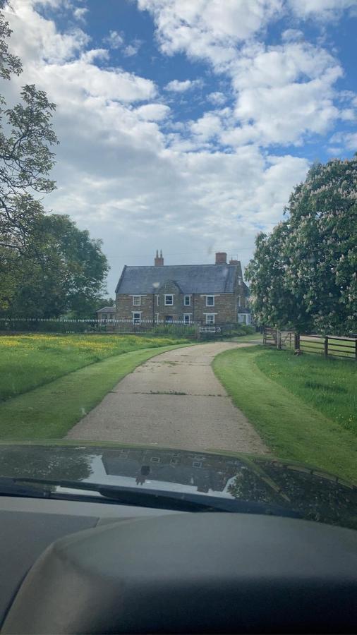 The Groom'S Cottage Towcester Exterior photo